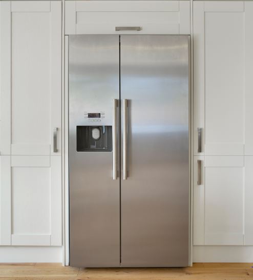 comment intégrer un frigo américain dans une cuisine